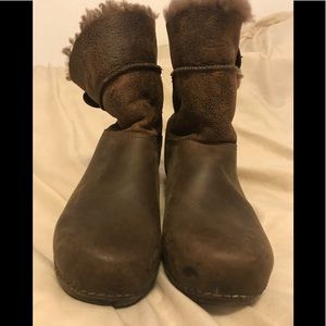 Dansco ankle boots